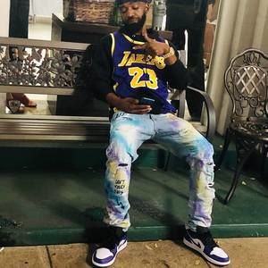 Meet your Posher, Derrick